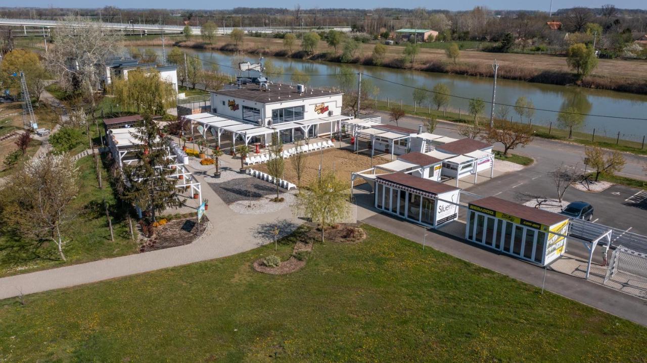 Sun City Vízisport Paradicsom Hódmezővásárhely Exteriér fotografie